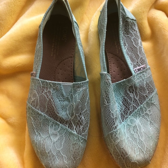 Lace Mint Green Toms - Picture 1 of 3